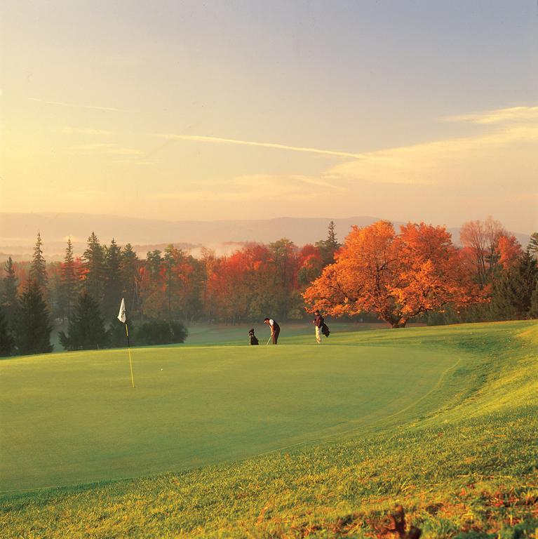 Cranwell Spa And Golf Resort (Adults Only) Lenox Esterno foto