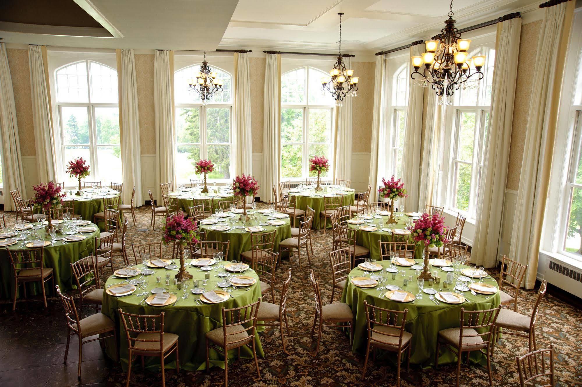 Cranwell Spa And Golf Resort (Adults Only) Lenox Esterno foto
