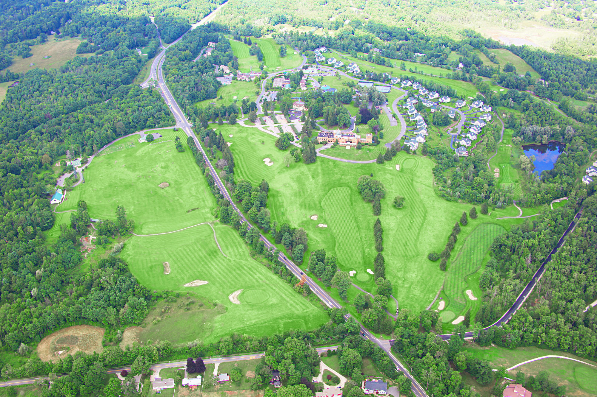 Cranwell Spa And Golf Resort (Adults Only) Lenox Esterno foto